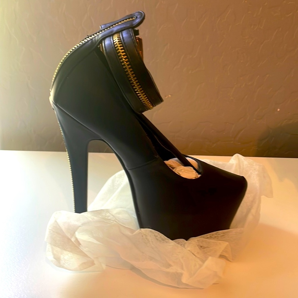Black heels